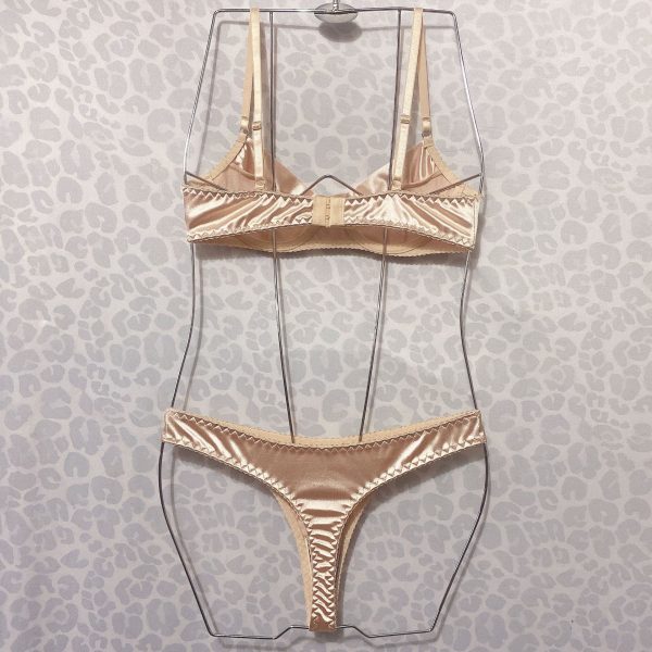 Satin Underwire Lingerie Set – Champagne back
