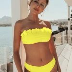 Женский купальник-бандо Неон