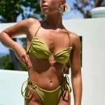 Бикни "Зелёный Оазис" – Стиль и Комфорт для Пляжа